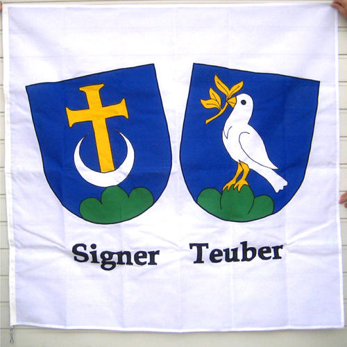 Ehe-Fahne-mit-beiden-Familienwappen.jpg