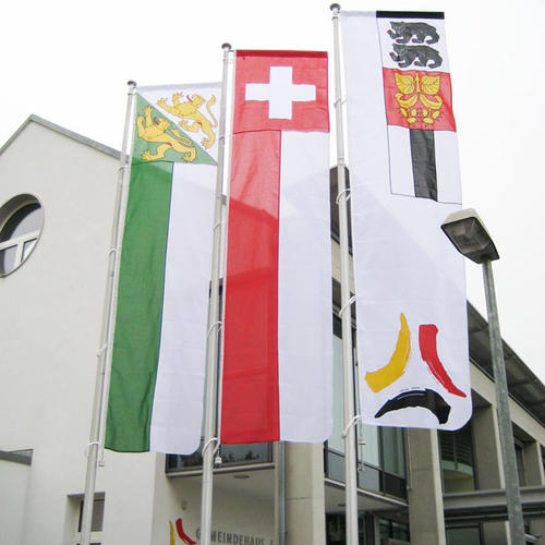 Gemeindehaus-Beflaggung.JPG